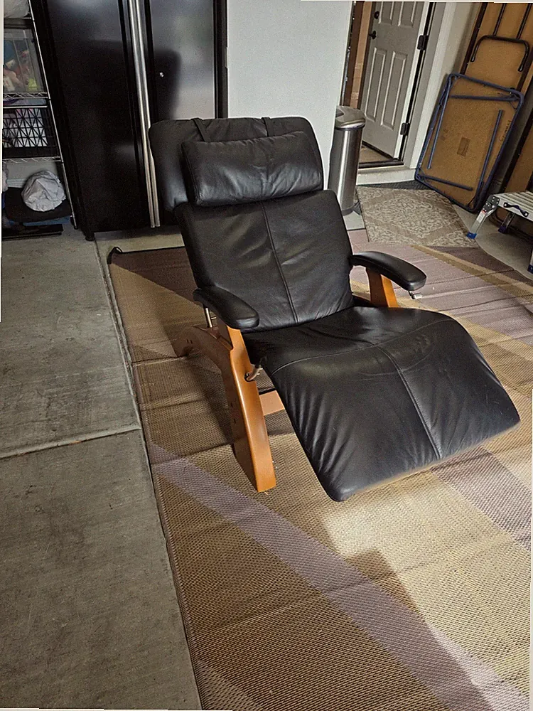 Interactive Health, The Perfect Chair aka Relax the Back Zero Gravity Chair